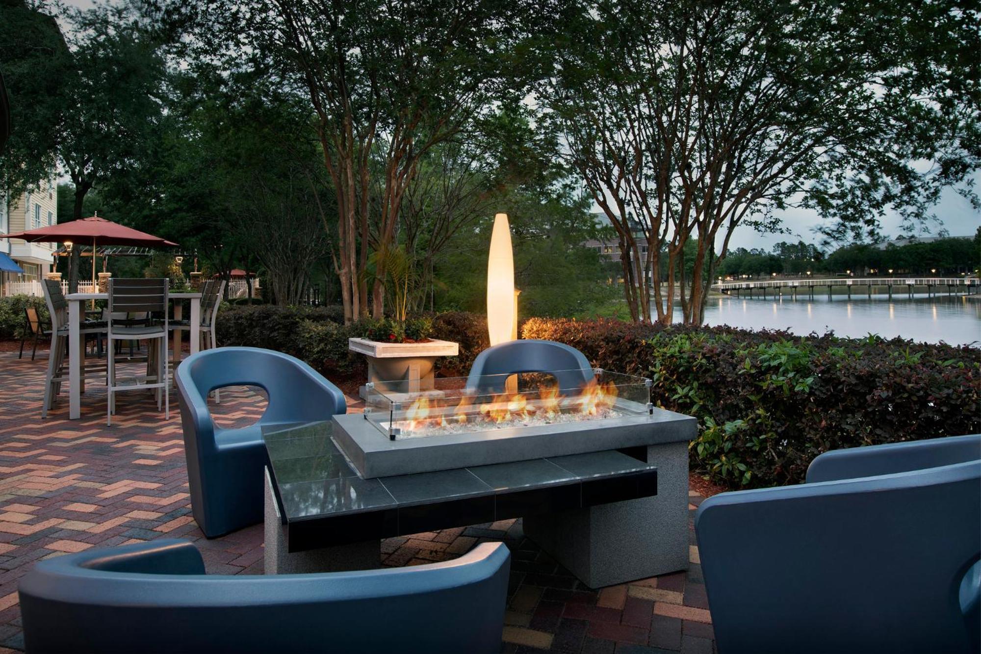 Hotel Indigo Jacksonville-Deerwood Park By Ihg Exterior foto